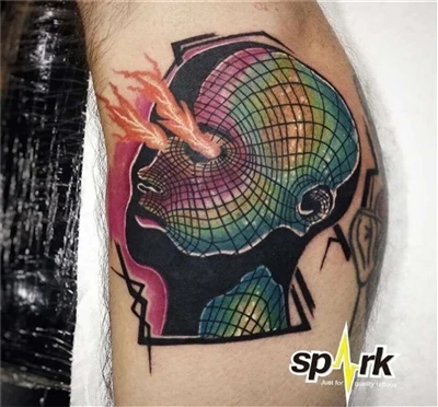 tatueringskonstnär åtta