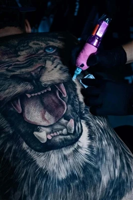 Svartvita tatueringar: En tidlös trend